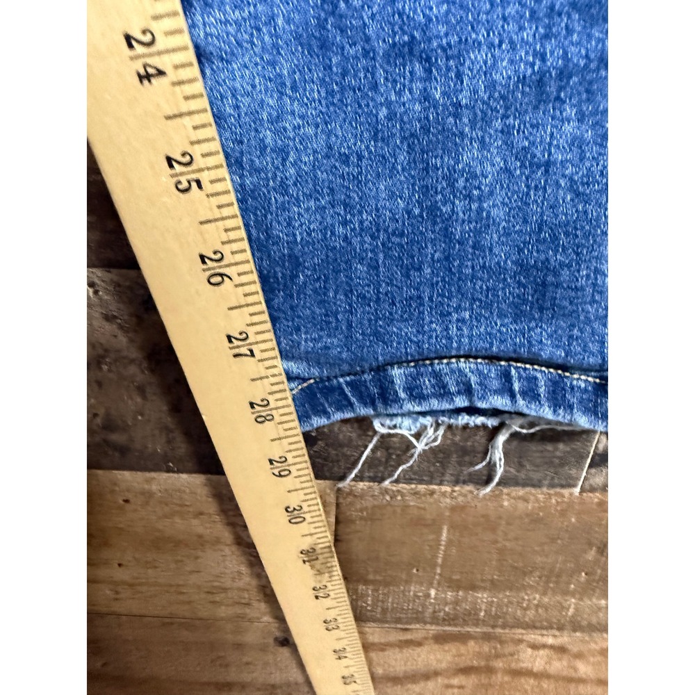 Judy Blue Distressed Boyfriend Jeans High Rise Button Fly Medium Wash 9/29 - Picture 6 of 10
